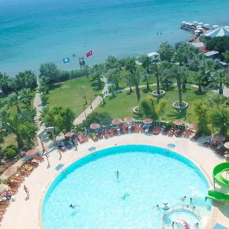 Kerasus Otel Çeşme